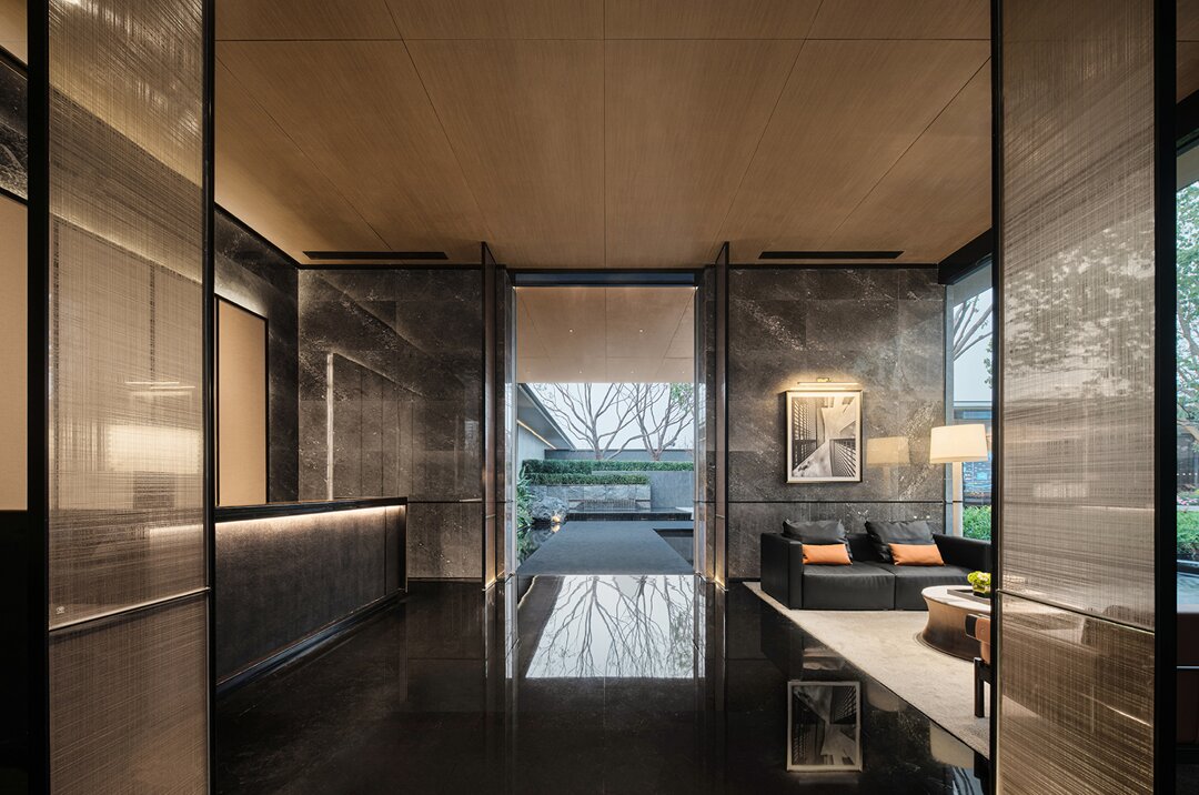 淮北.华松时代售楼部现代简约装饰装修项目(图2) 淮北.华松时代售楼部现代简约装饰装修项目(图2)