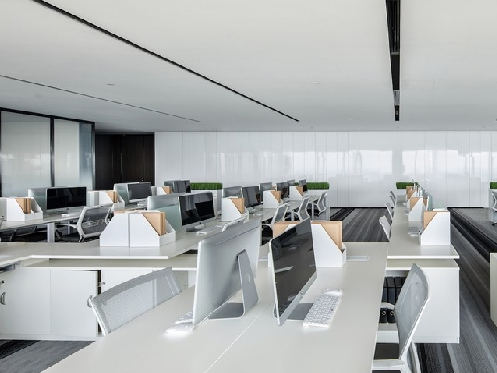 半山装饰带你了解员工开放办公区如何装修设计(图1)