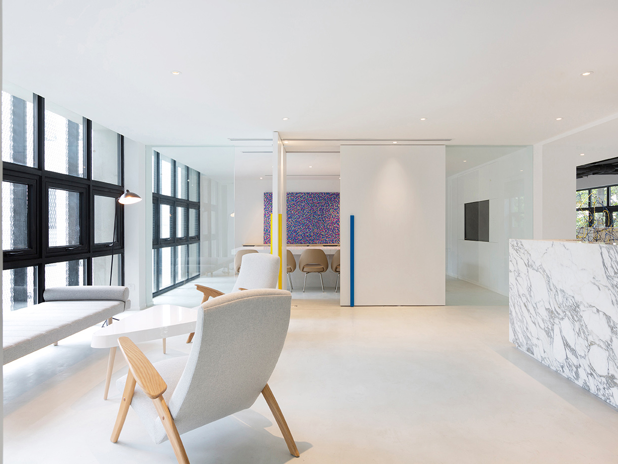 1500㎡现代简约风办公室装修设计案例(图1)