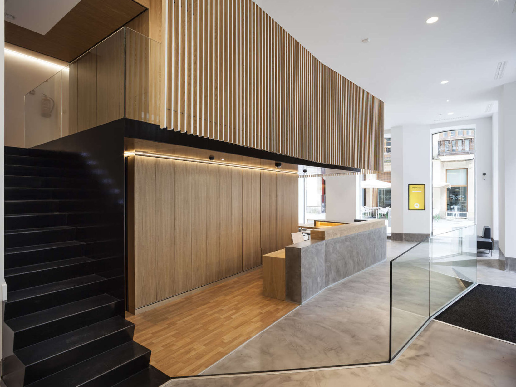 1200平方挑高复式办公室装修设计项目(图3)