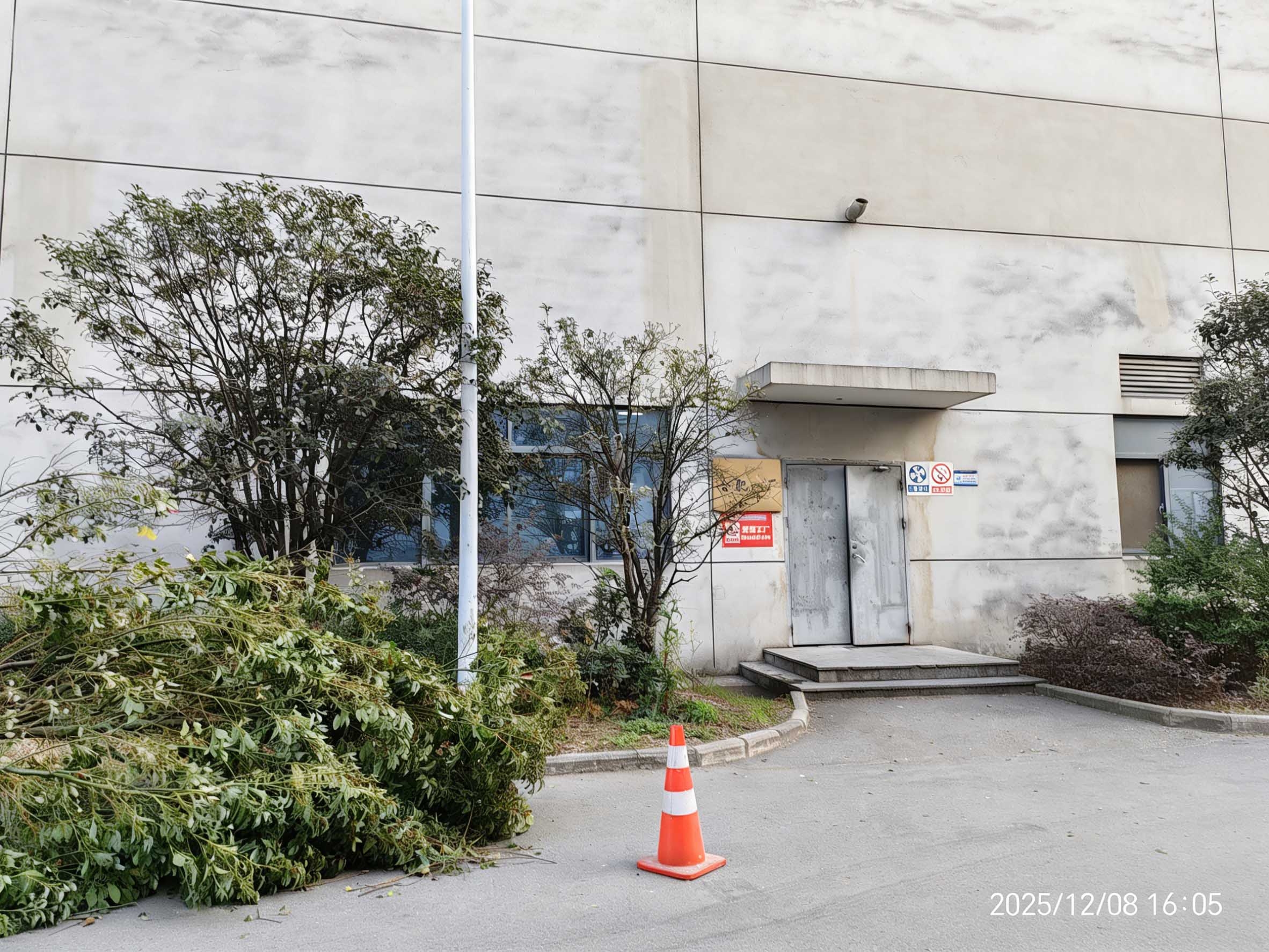 合肥三利谱车间 厂房门头改造项目(图2)